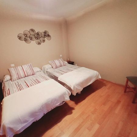 Apartamento Centrico Para 3 Con Wifi Y Garaje Tudela de Duero エクステリア 写真