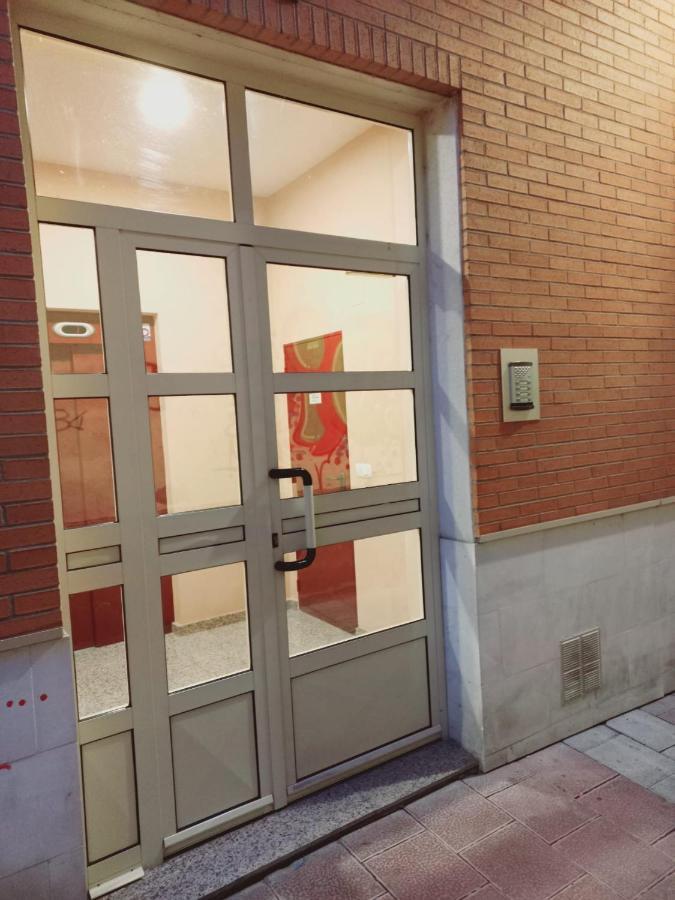 Apartamento Centrico Para 3 Con Wifi Y Garaje Tudela de Duero エクステリア 写真