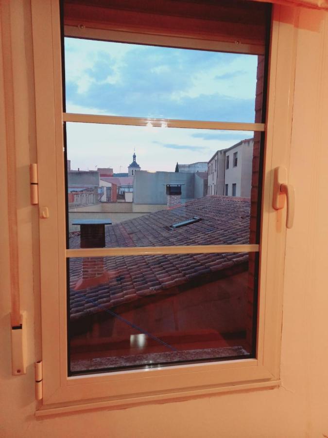 Apartamento Centrico Para 3 Con Wifi Y Garaje Tudela de Duero エクステリア 写真