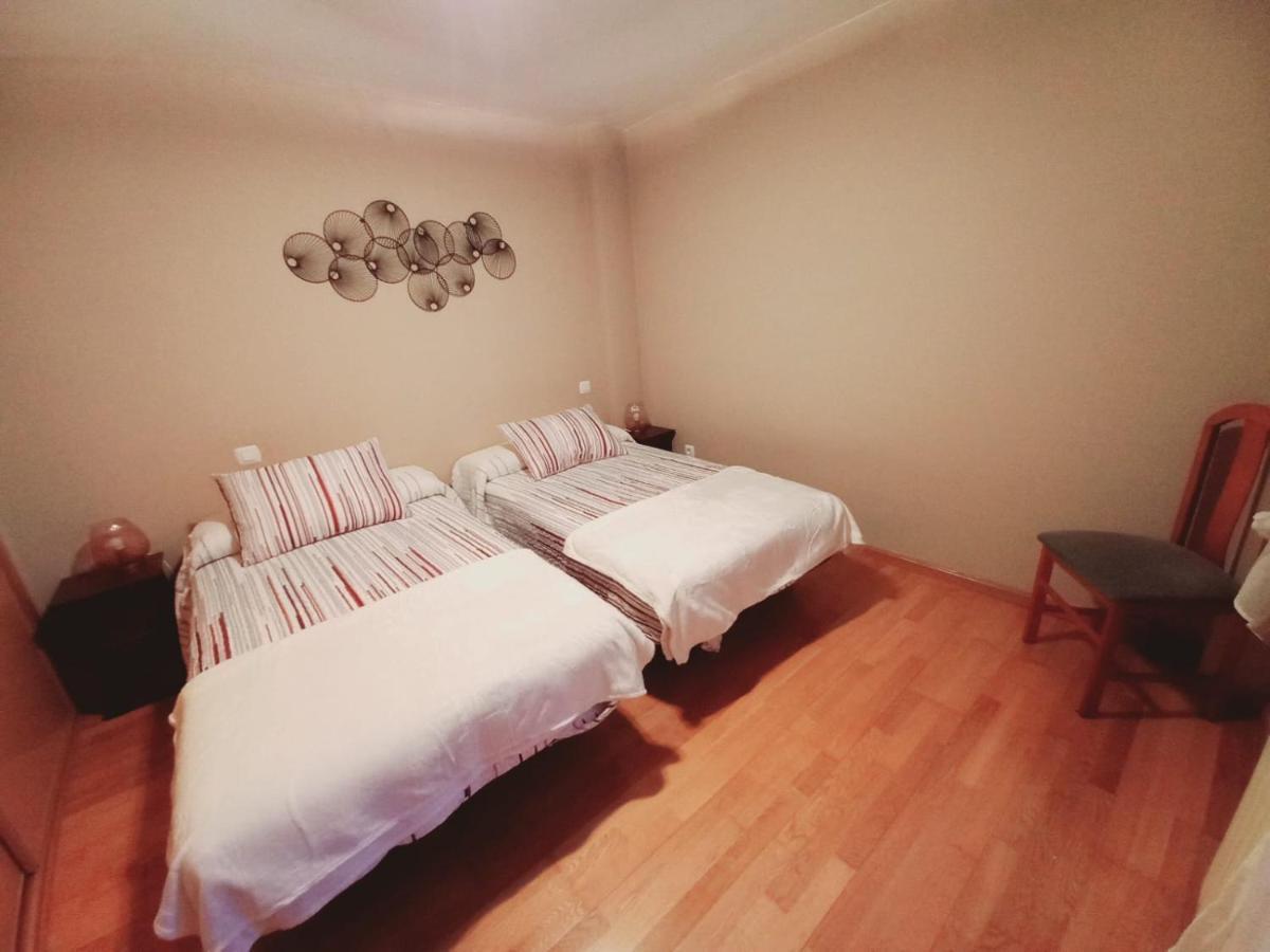 Apartamento Centrico Para 3 Con Wifi Y Garaje Tudela de Duero エクステリア 写真